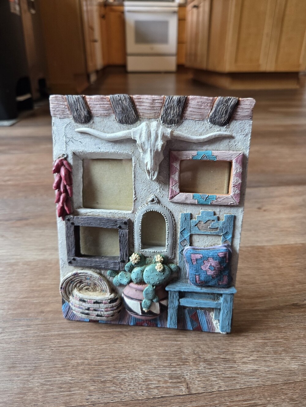 Vintage 1993 Figi Southwest 3D Resin Multi Photo Picture Frame, Skull, Cactus